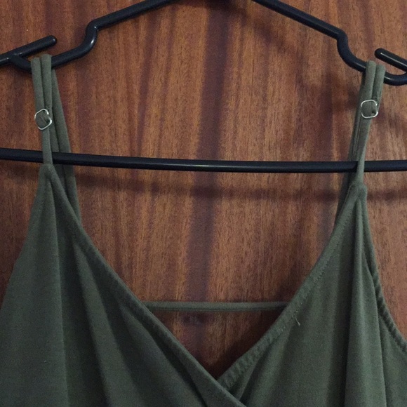 Olive cris-cross dress - Picture 6 of 7